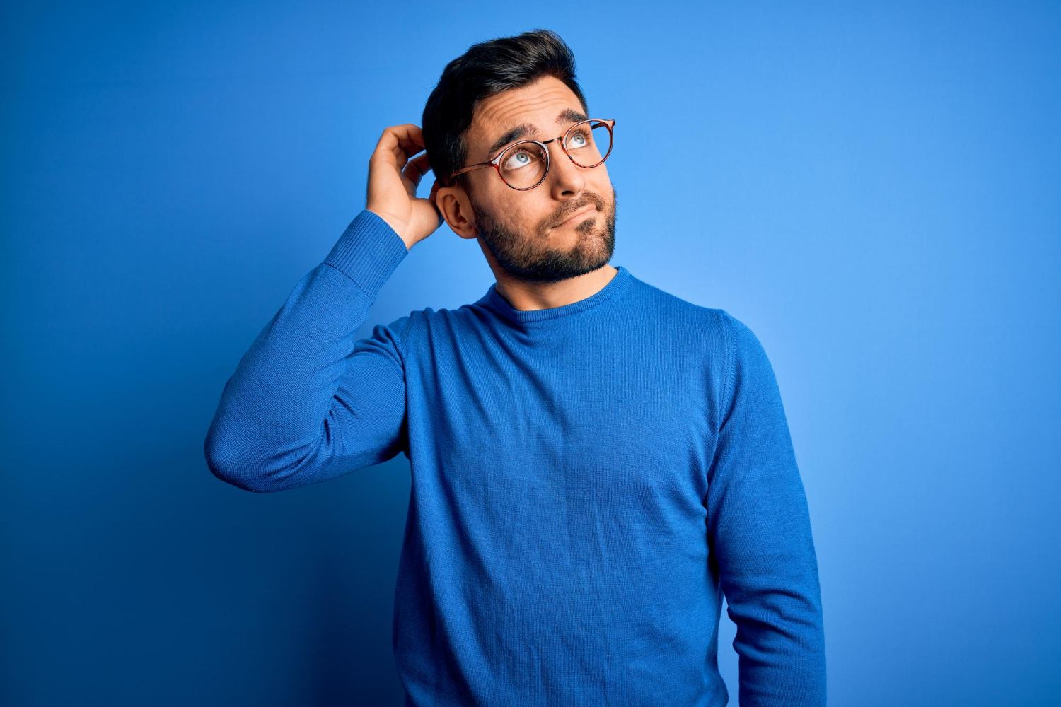 Options for emergency tooth removal in Solihull including 24-hour private dentists, NHS urgent services, and private clinics offering same-day appointments.
